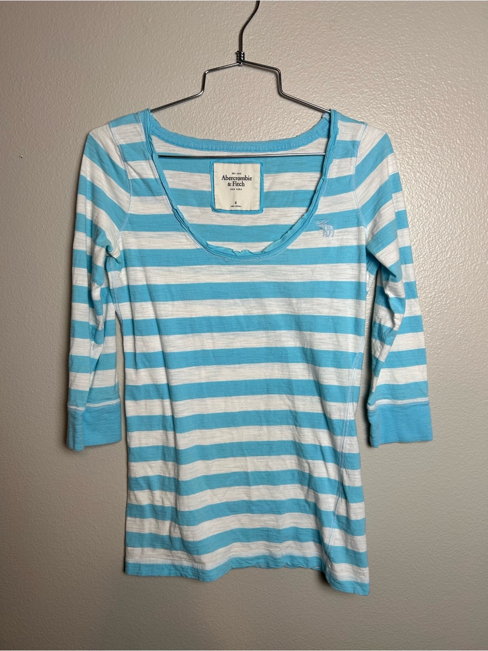 Abercrombie & Fitch Y2K Light Blue and White Striped Scoop Neck Top Medium